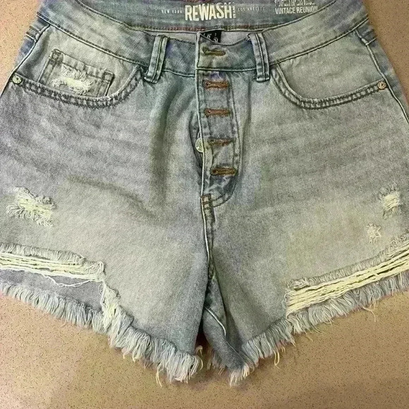 Rewatch Jean shorts - Picture 10 of 10